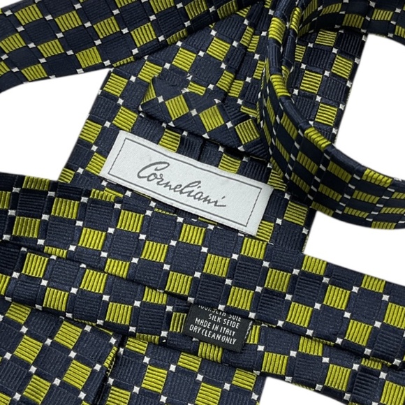 CORNELIANI Navy/Green Geometric Silk LUXURY Tie ITALY - Picture 3 of 4